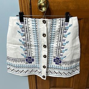 Francescas white skirt